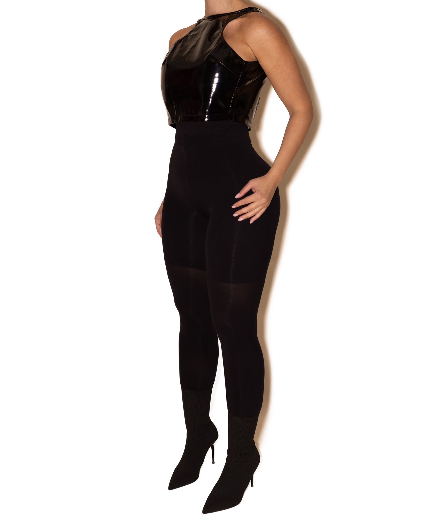 ALIK LATEX TOP