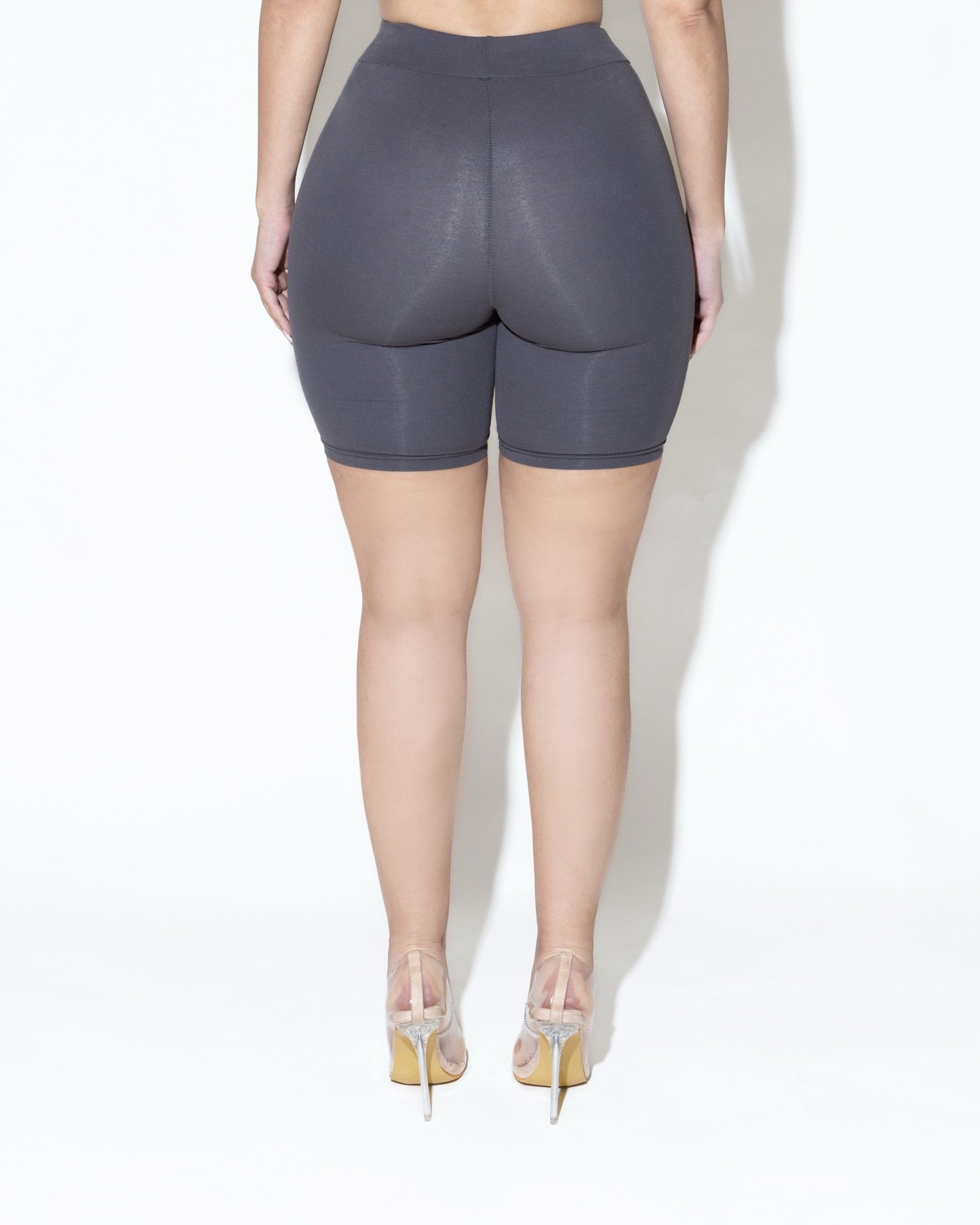 LOURA SHORTS GREY BACK