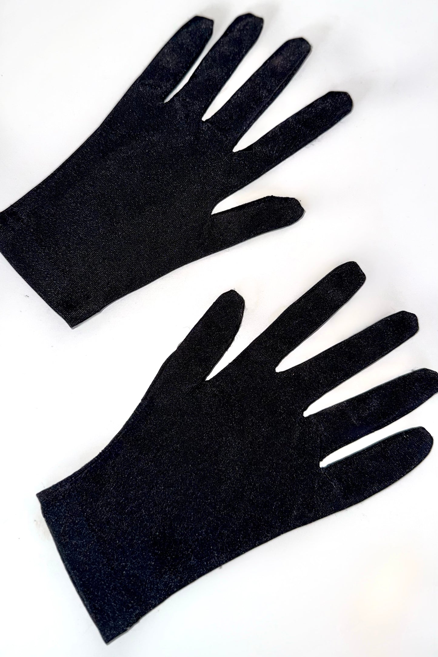 SHARI GLOVES
